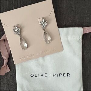 Olive & Piper Tuyet drop earrings (silver)